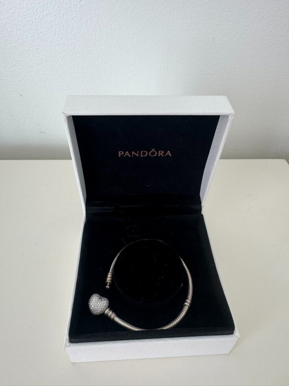 Pandora Moments Pavé Heart & Snake Chain Bracelet - Picture 2 of 3